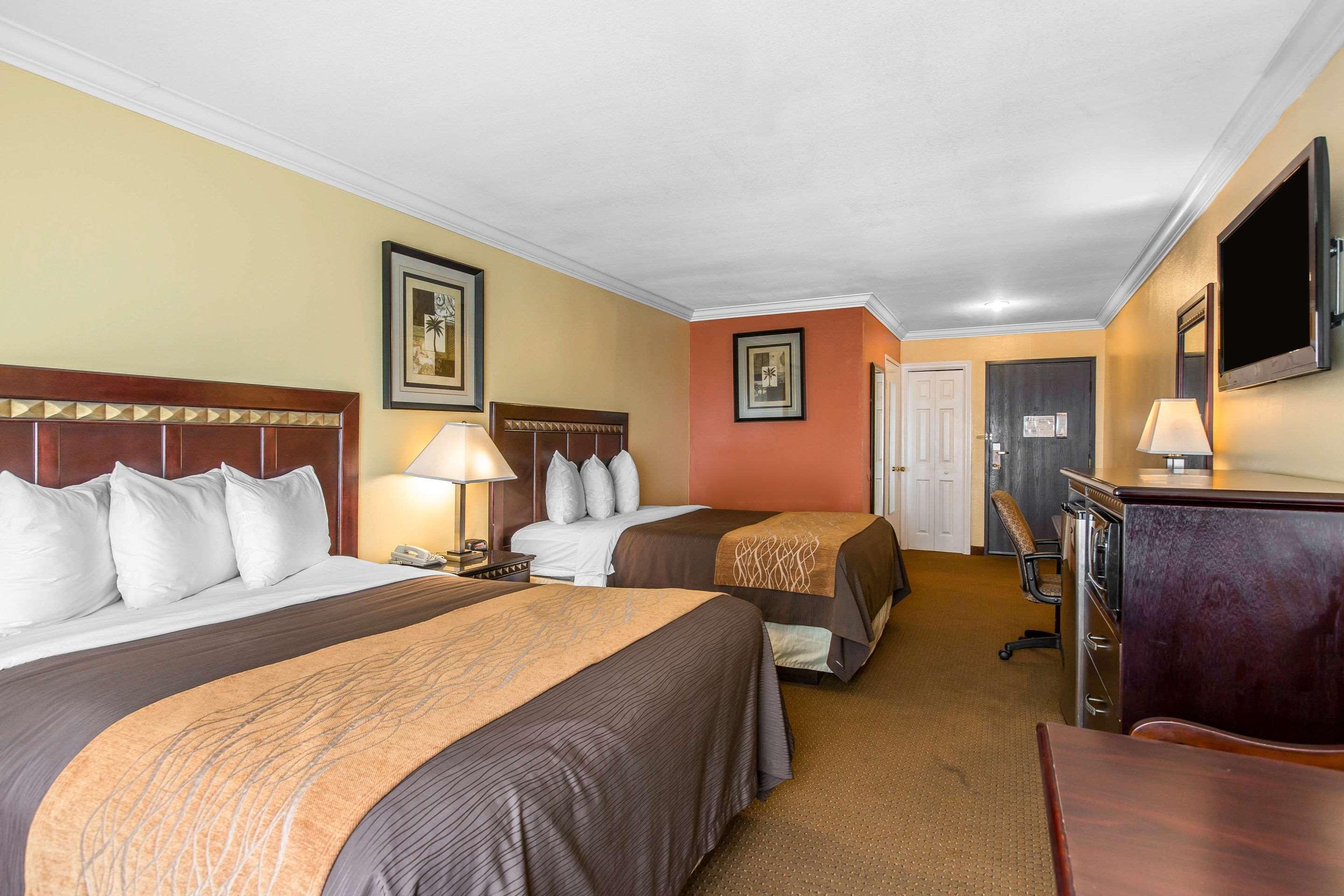 Quality Inn & Suites Bell Gardens-Los Angeles エクステリア 写真