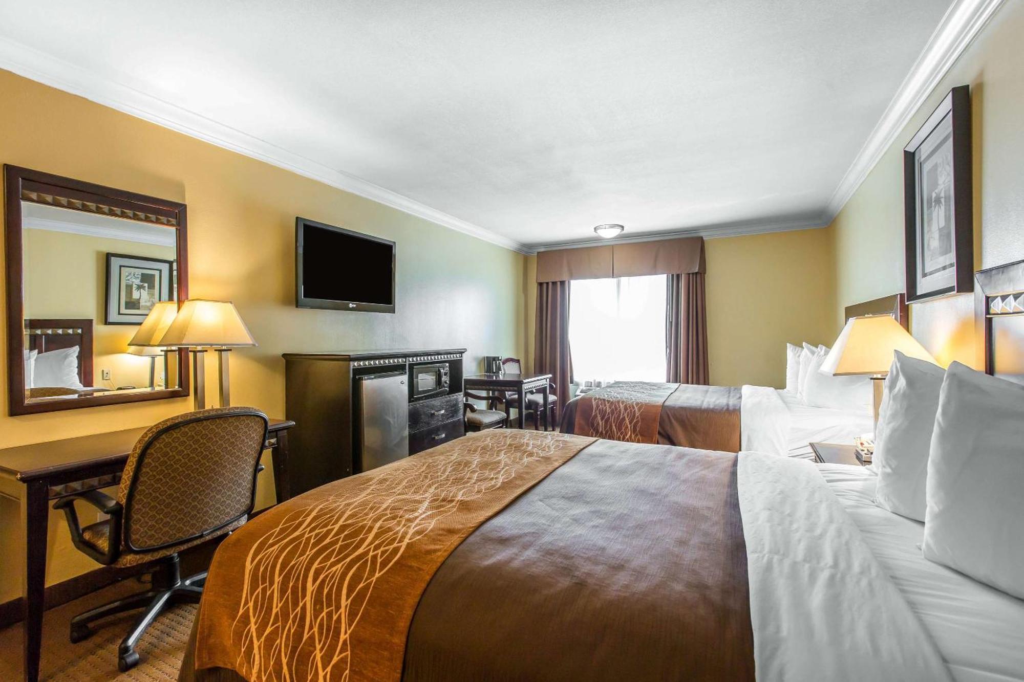Quality Inn & Suites Bell Gardens-Los Angeles エクステリア 写真