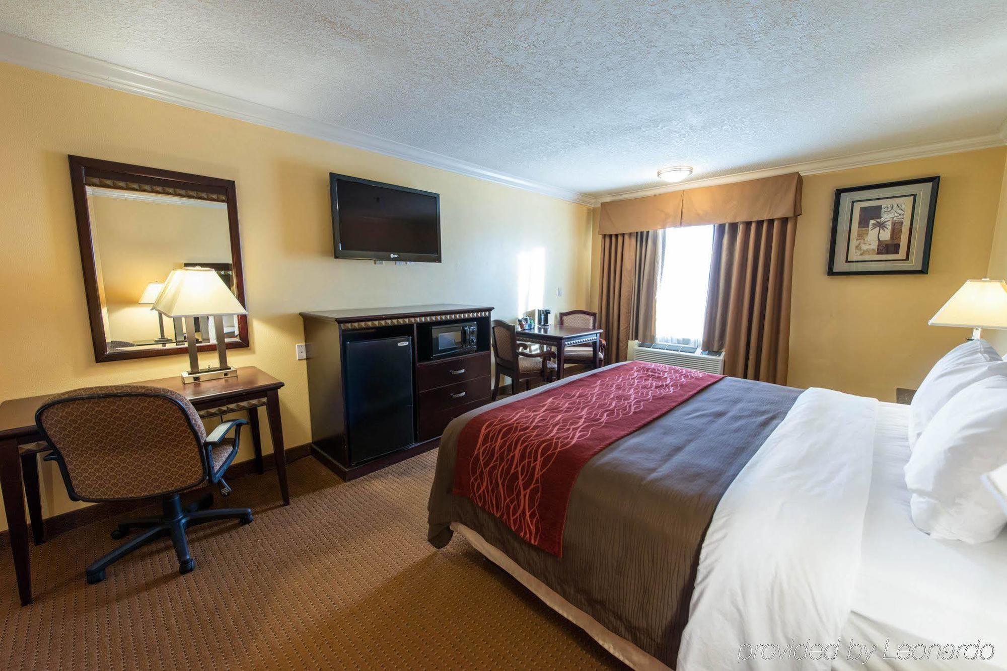 Quality Inn & Suites Bell Gardens-Los Angeles エクステリア 写真